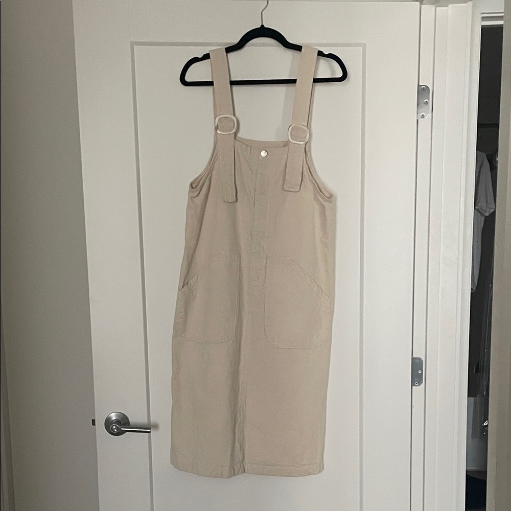 Meals Clothing Utility Work Dress